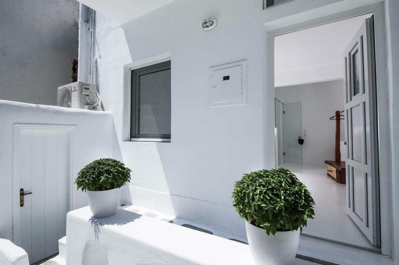 Arktos White Apartments Mykonos Town ภายนอก รูปภาพ